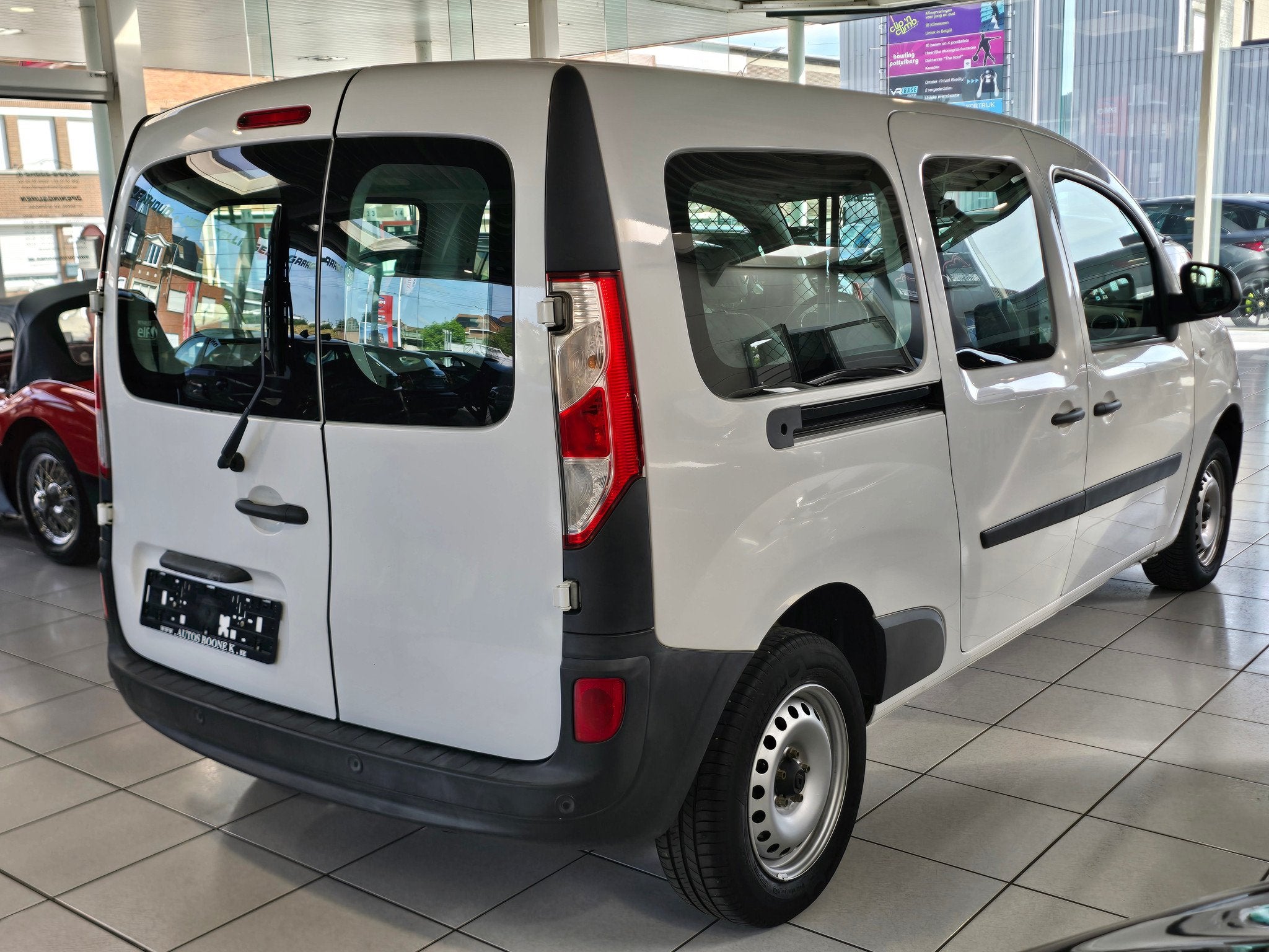Renault Kangoo Maxi 55000km / Euro 6 / Garantie, Auto's, Renault, Voorwielaandrijving, Stof, Gebruikt, 4 cilinders