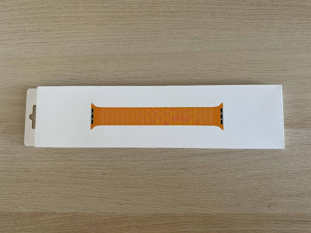 Apple Watch Califoria Poppy band, Ophalen of Verzenden, APPLE