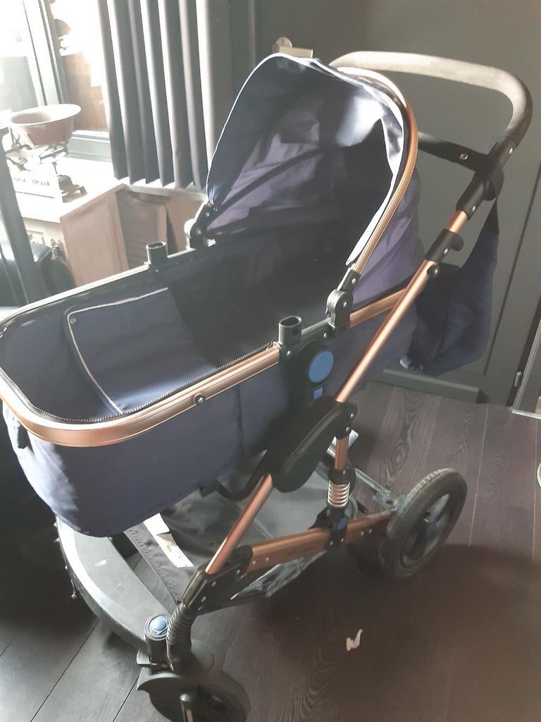 Koets met maxi cosie merk Mi amore goede staat grote wielen, Ophalen