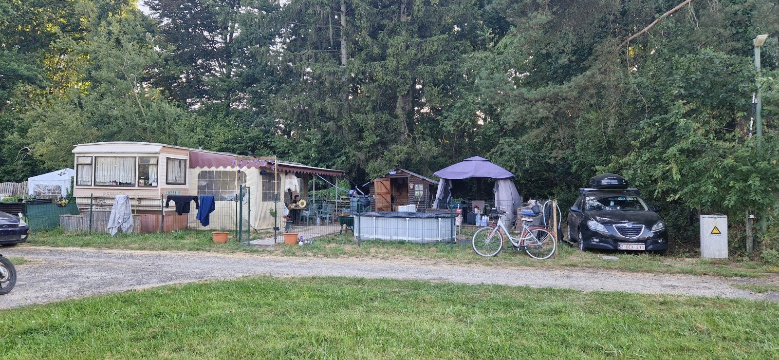 mobil-home AVEC emplacement, Jusqu'à 4, Particulier, Autre, Fenêtres ouvrantes