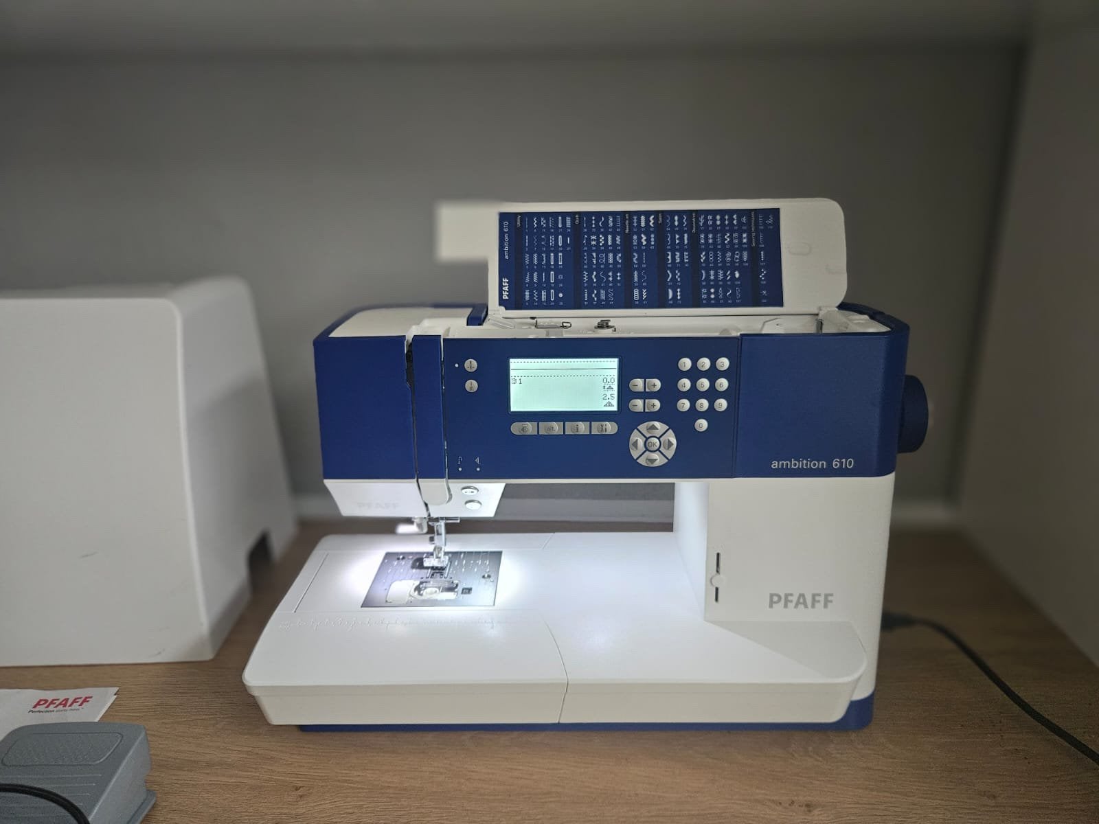 Pfaff Ambition 610 Naaimachine, Ophalen, Zo goed als nieuw, Naaimachine, Pfaff