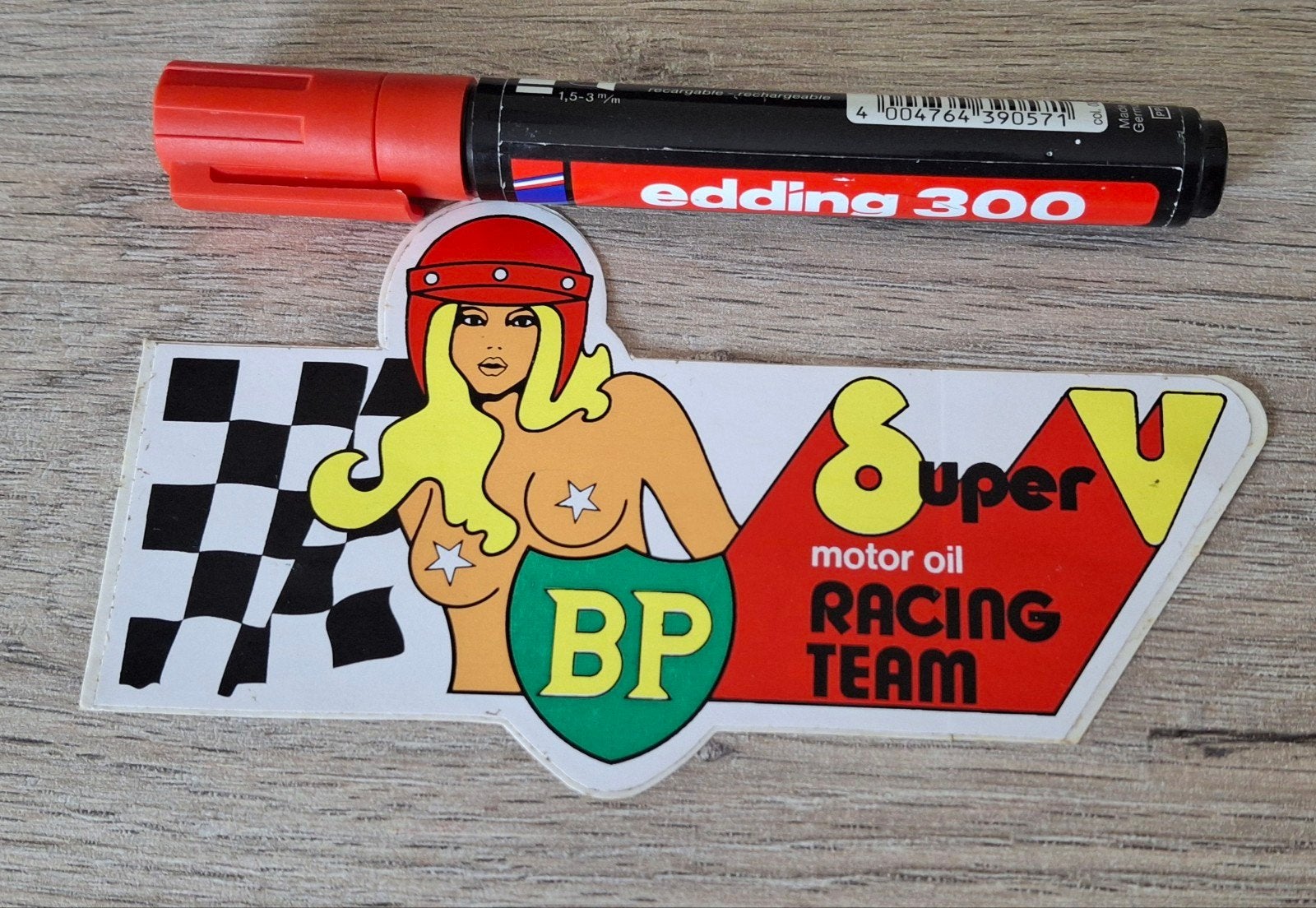 vintage sticker pin up BP Formule 1 vlag motor oil, Ophalen of Verzenden, Zo goed als nieuw, Merk