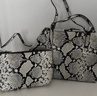 Sac Guess et pochette, Bijoux, Sacs & Beauté, Enlèvement ou Envoi, Neuf, Noir, Sac à main
