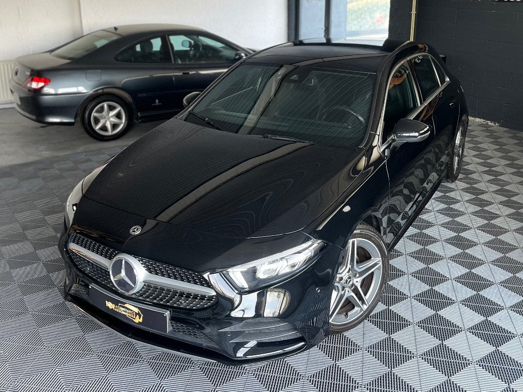 Mercedes-Benz A200d B.Auto Pack AMG 1er Prop Garantie 1 An, Autos, Classe A, Carnet d'entretien, Noir, 5 portes