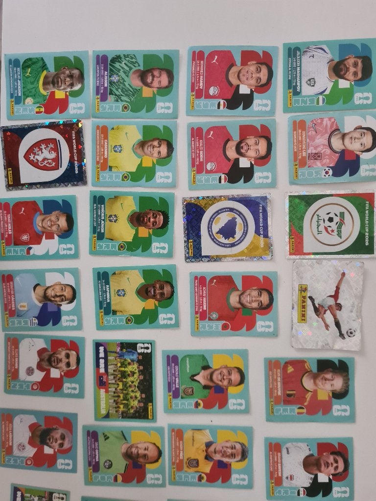 Stickers Panini FIFA World Cup 2026 à vendre ou à échanger, Collections, Enlèvement, Utilisé, Sport