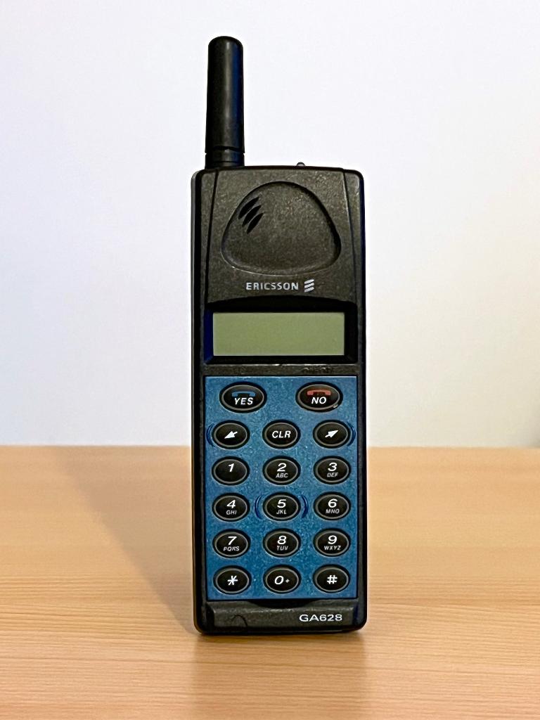 Ericsson GA628 (1996), Telecommunicatie, Mobiele telefoons | Overige merken, Geen camera, Ophalen of Verzenden, Klassiek of Candybar
