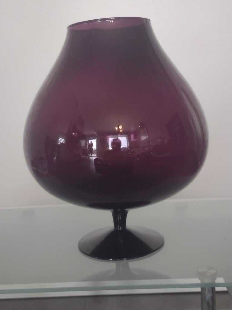 Vintage aubergine glazen vaas bolle buik/smalle hals., Antiek en Kunst, Ophalen