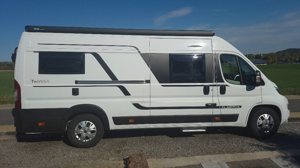 Camping-car Adria, Boîte manuelle, Détecteur de fumée, Diesel, Particulier
