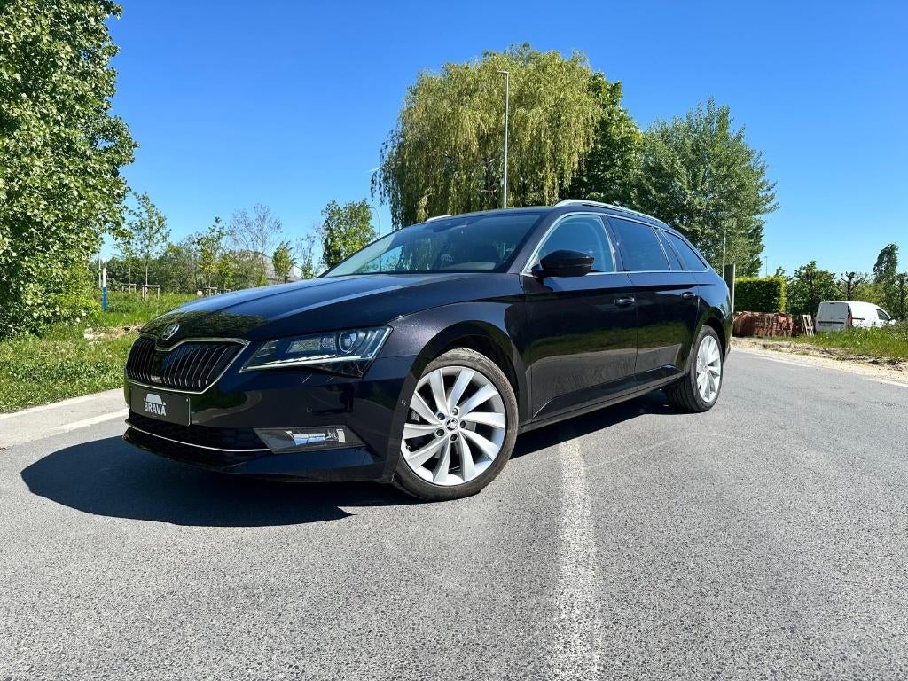 Skoda Superb 2.0 TDI DSG 2019, Autos, Skoda, Cuir, 110 kW, Noir, 5 portes