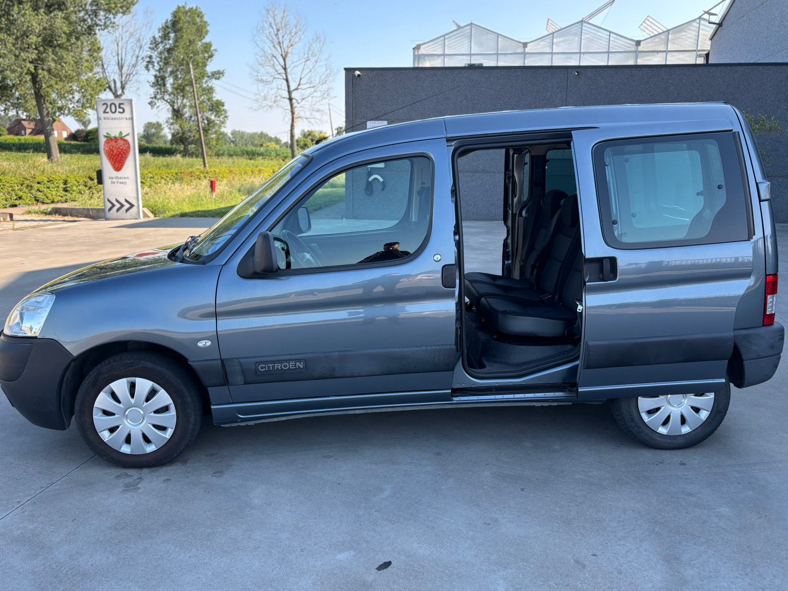 CITROËN BERLINGO MULTISPACE 1.4i ESSENCE 5 PL/AIRCO/TOWHACK/, Argent ou Gris, Achat, 6 portes, Boîte manuelle