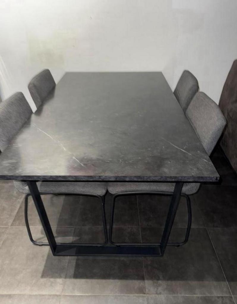 Table à manger moderne avec 4 chaises, look industriel, Enlèvement