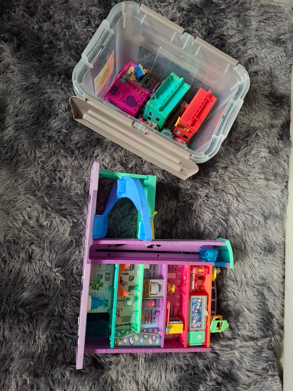 lot polly pocket, Enlèvement