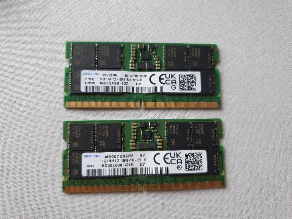 32Gb DDR5 Hynix Samsung 16Gb x 2 sodimm, Computers en Software, RAM geheugen, 32 GB, Ophalen of Verzenden, Zo goed als nieuw, DDR5
