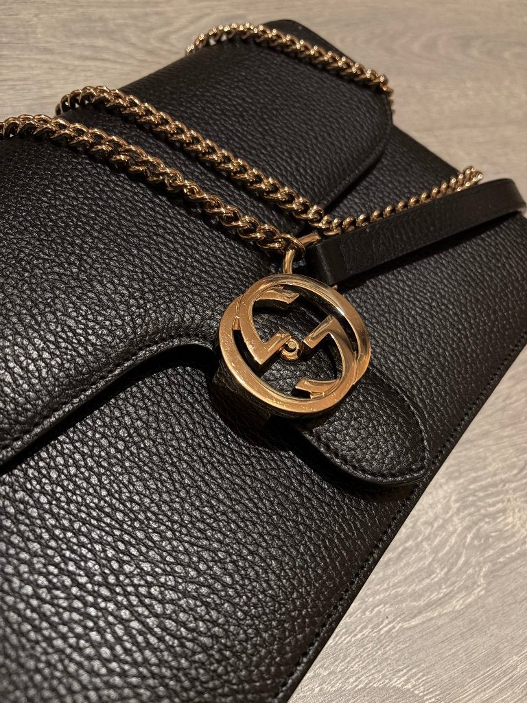Gucci interlocking bag, Ophalen of Verzenden, Zo goed als nieuw, Zwart, Schoudertasje
