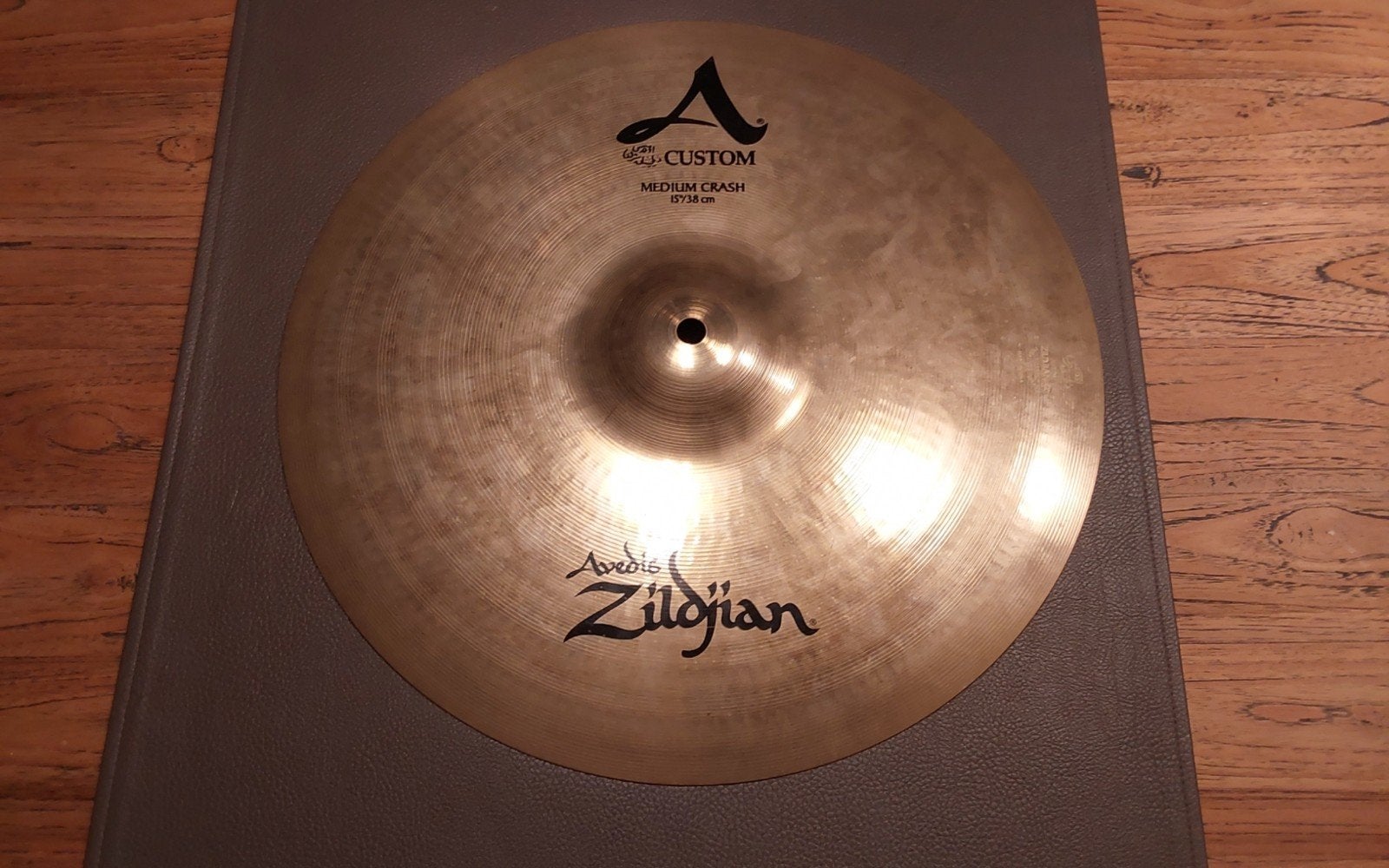 ZILDJIAN AVEDIS 15" CRASH, Muziek en Instrumenten, Ophalen of Verzenden