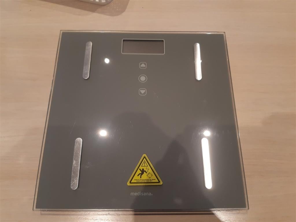 Weegschaal digitaal tot 180kg Nieuwstaat, 1 tot 500 gram, 100 kg of meer, Ophalen of Verzenden, Digitaal