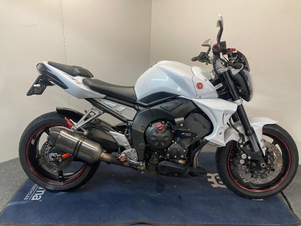 Yamaha FZ 1 MY'09 ref. LS 3343, Occasion, 4 cilinders, Motorrijbewijs A, Bedrijf