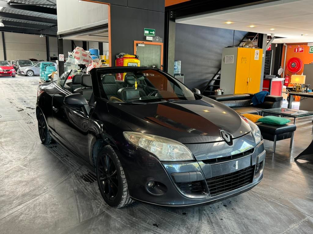 RENAULT MEGANE, Auto's, Voorwielaandrijving, Zwart, 4 cilinders, Leder