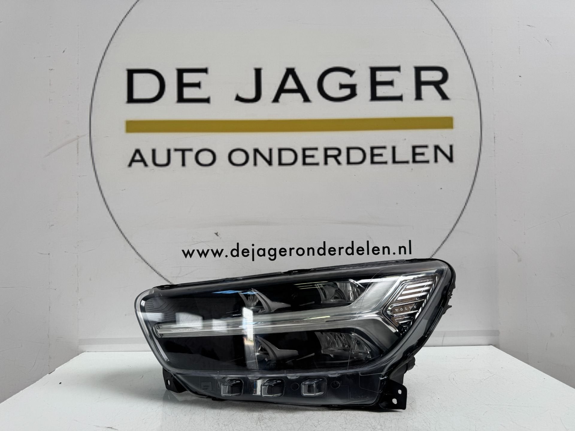 VOLVO XC40 XC 40 FULL LED KOPLAMP LINKS 31655635, Gebruikt, Gunnar Engellaus vag 8
405 31  Gothenburg, SE, Info@volvocars.com