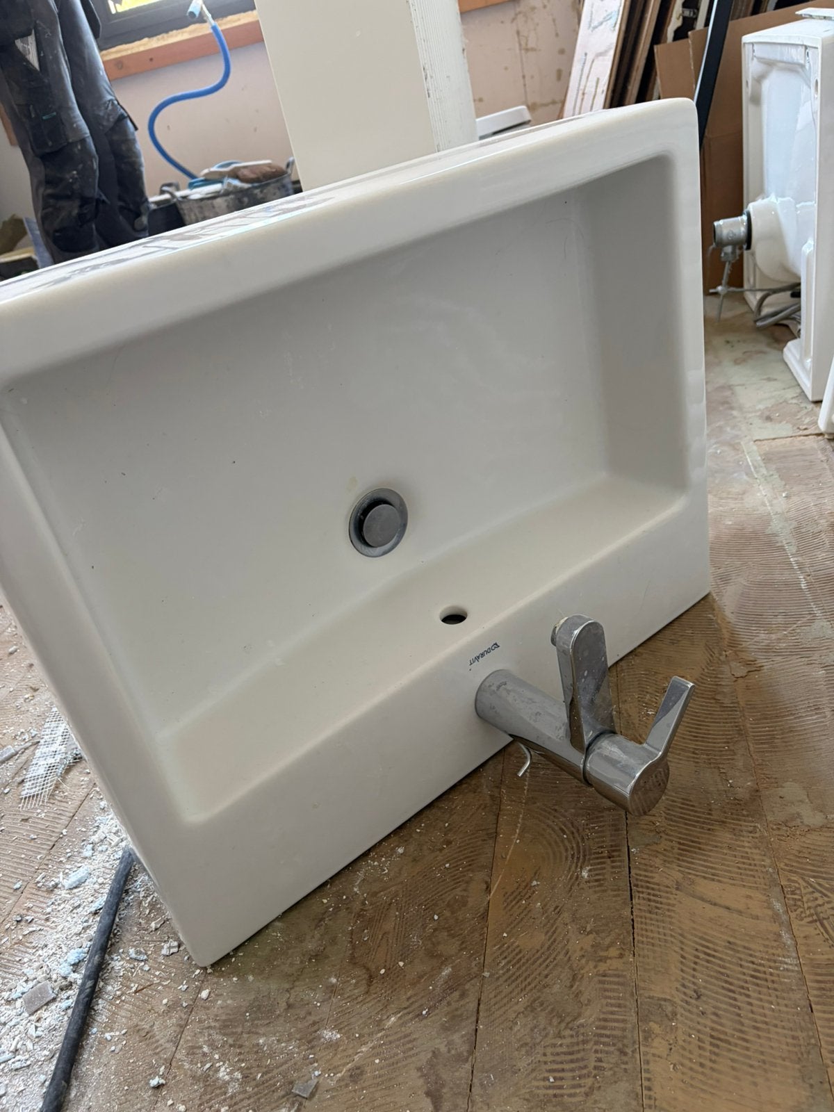 Duravit lavabo en kraan Grohe, Ophalen, Zo goed als nieuw