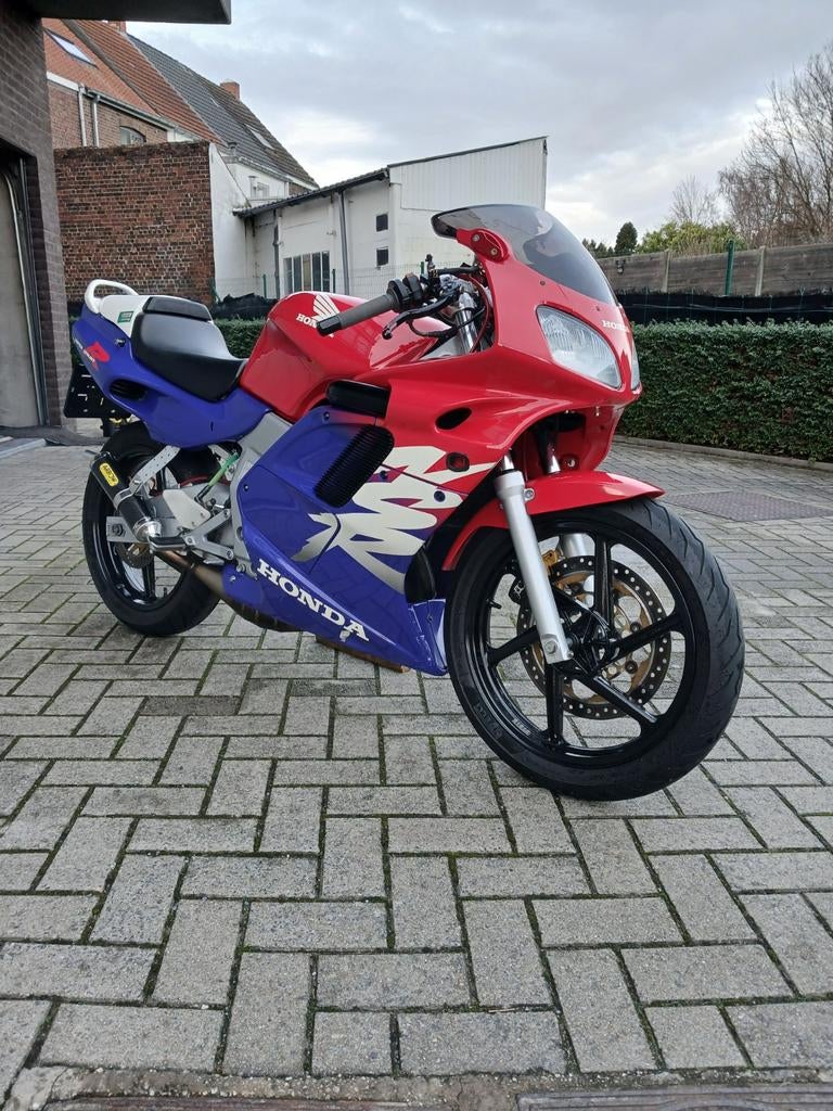 Honda nsr 125cc 18kw A2 rijbewijs, Motoren, Particulier