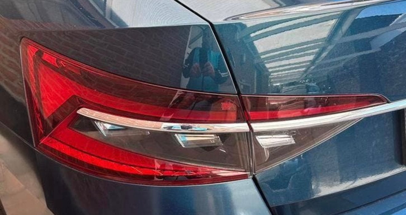 Skoda superb IV 2020 origineel lamp full-led achterlicht, Autos : Pièces & Accessoires, Enlèvement ou Envoi, Neuf, Skoda