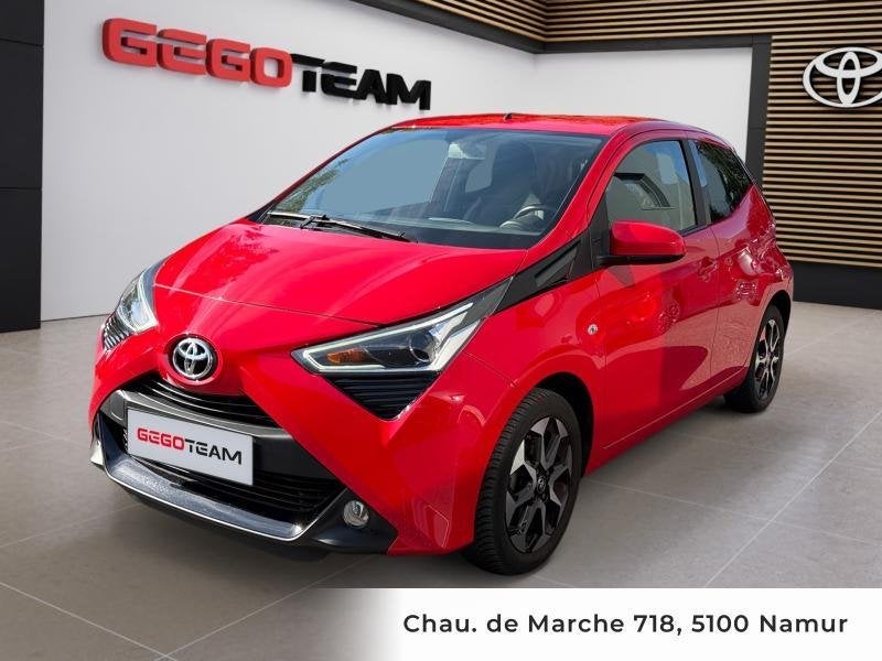 Toyota Aygo Play, Auto's, https://public.car-pass.be/vhr/f57afbd7-6ef0-4e28-891b-155faabd2ffc, Handgeschakeld, 5 deurs, Bluetooth