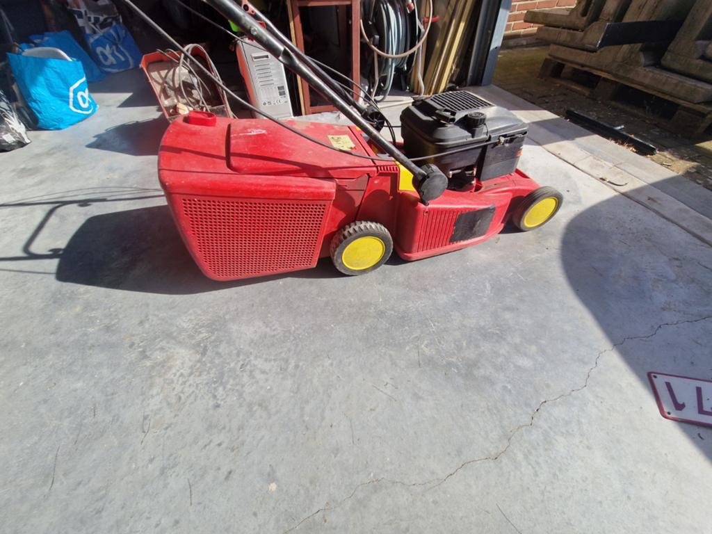 WOLFGARDEN benzine grasmaaier zelftreker Briggs & Stratton, Tuin en Terras, Ophalen