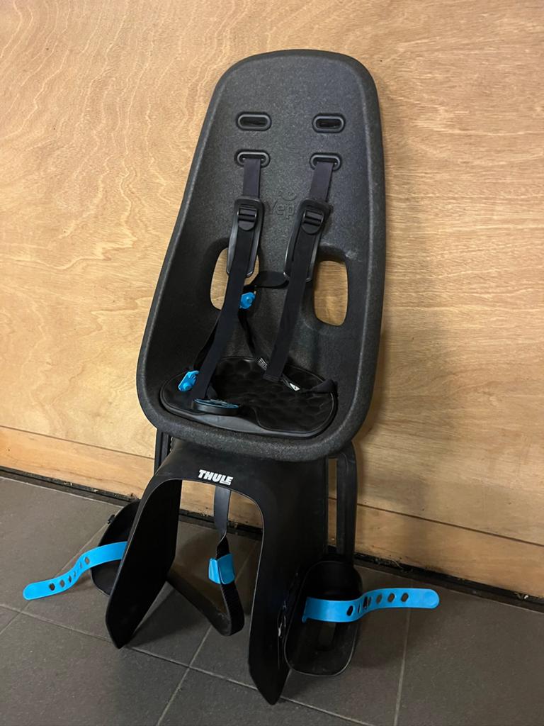 THULE Fietszitje, Fietsen en Brommers, Fietsaccessoires | Fietsstoeltjes, Ophalen, Achterzitje, Voetsteuntjes, 9 t/m 18 kg