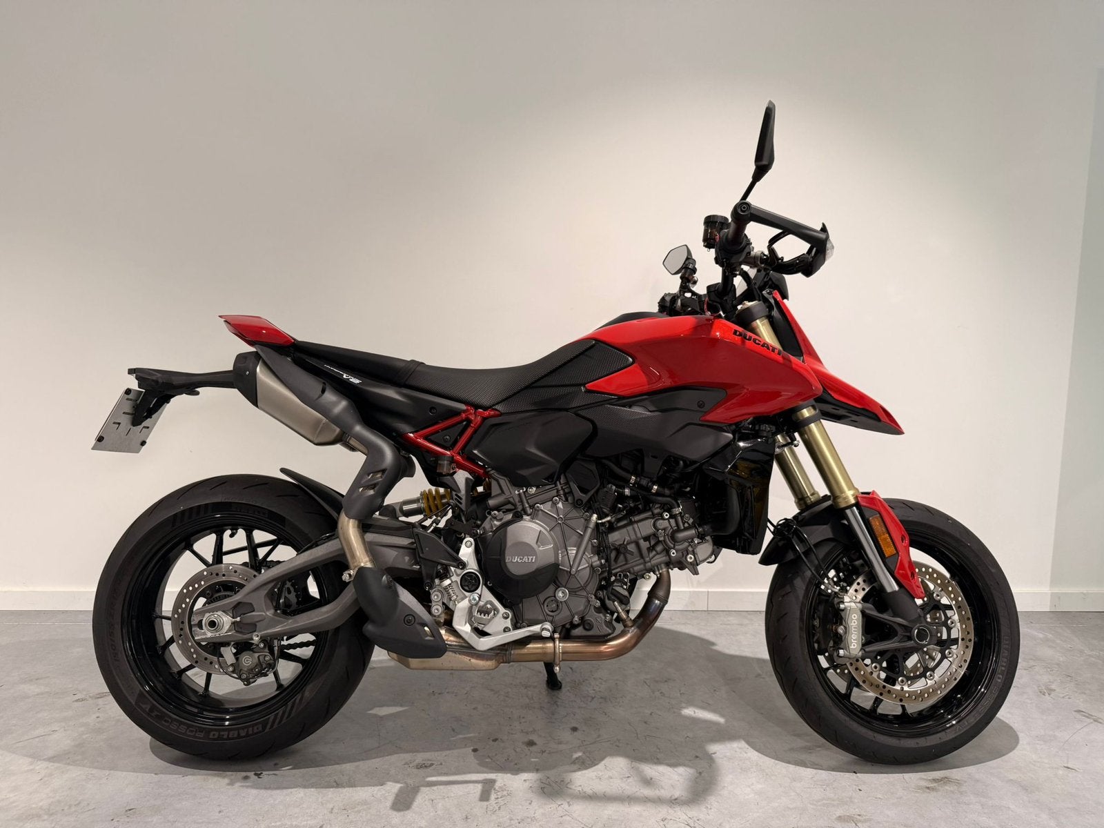 Ducati Hypermotard V2 2026, 800km BTW INCL, Bedrijf