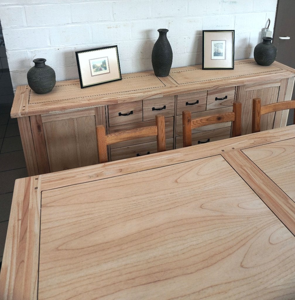 Massieve eettafel van rubberhout voor 8 personen, Ophalen of Verzenden, Zo goed als nieuw