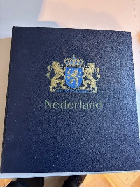 Verzameling Nederland in Davo album, Timbres & Monnaies, Enlèvement