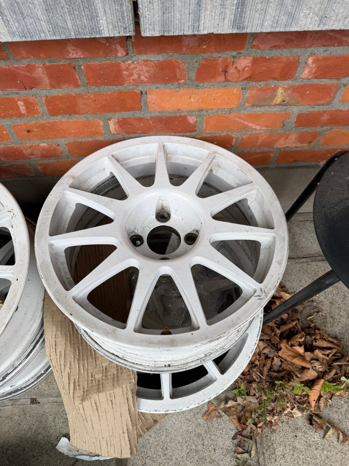 Jantes de rallye, Enlèvement, Comme neuf