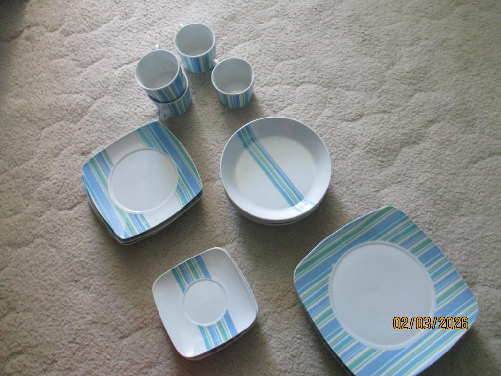 nieuw eet- koffieservies, Huis en Inrichting, Keuken | Servies, Ophalen of Verzenden, Nieuw, Bord(en)