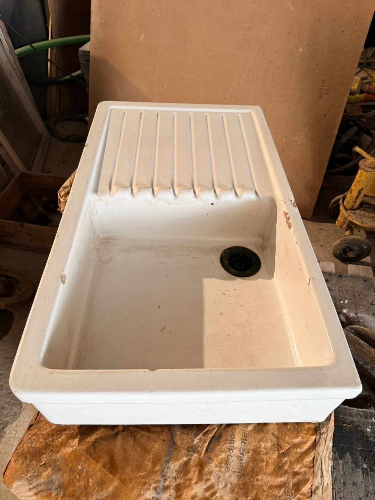3 vintage wasbakken, Doe-het-zelf en Bouw, Ophalen, Gebruikt, Steen, Wastafel