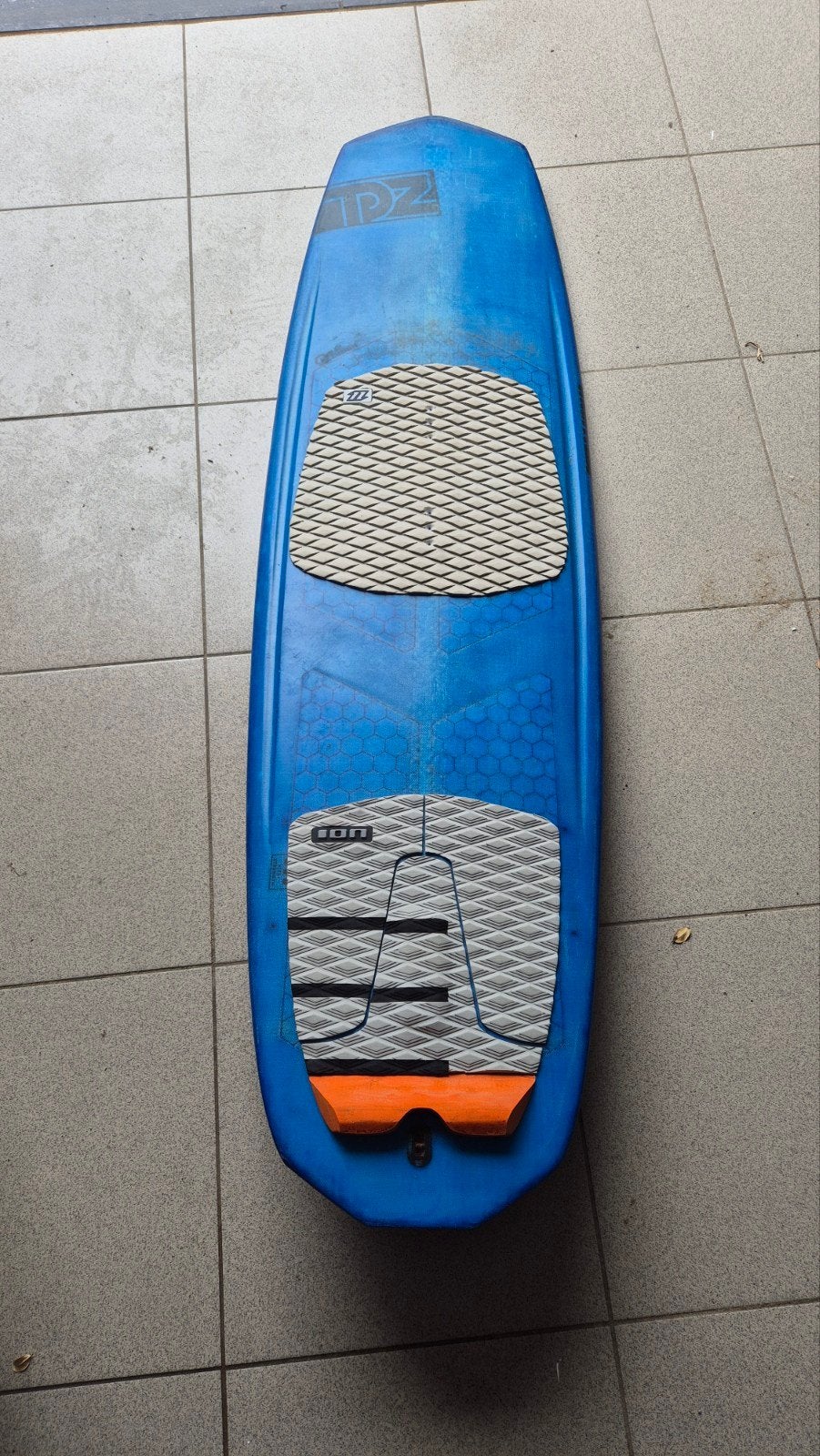 waveboard Stallion v2 - 'TDZ', Sports nautiques & Bateaux, Directionnel, Enlèvement, Utilisé, Ensemble de kite