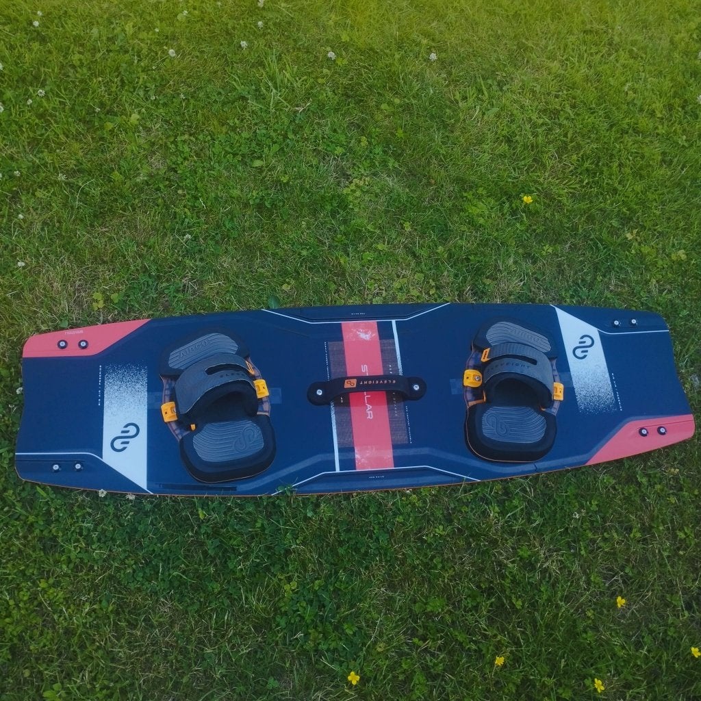 ELEVEIGHT Stellar Kiteboard twintip 133 x 40 (2024), Twintip, Ophalen, Gebruikt, Kiteboard