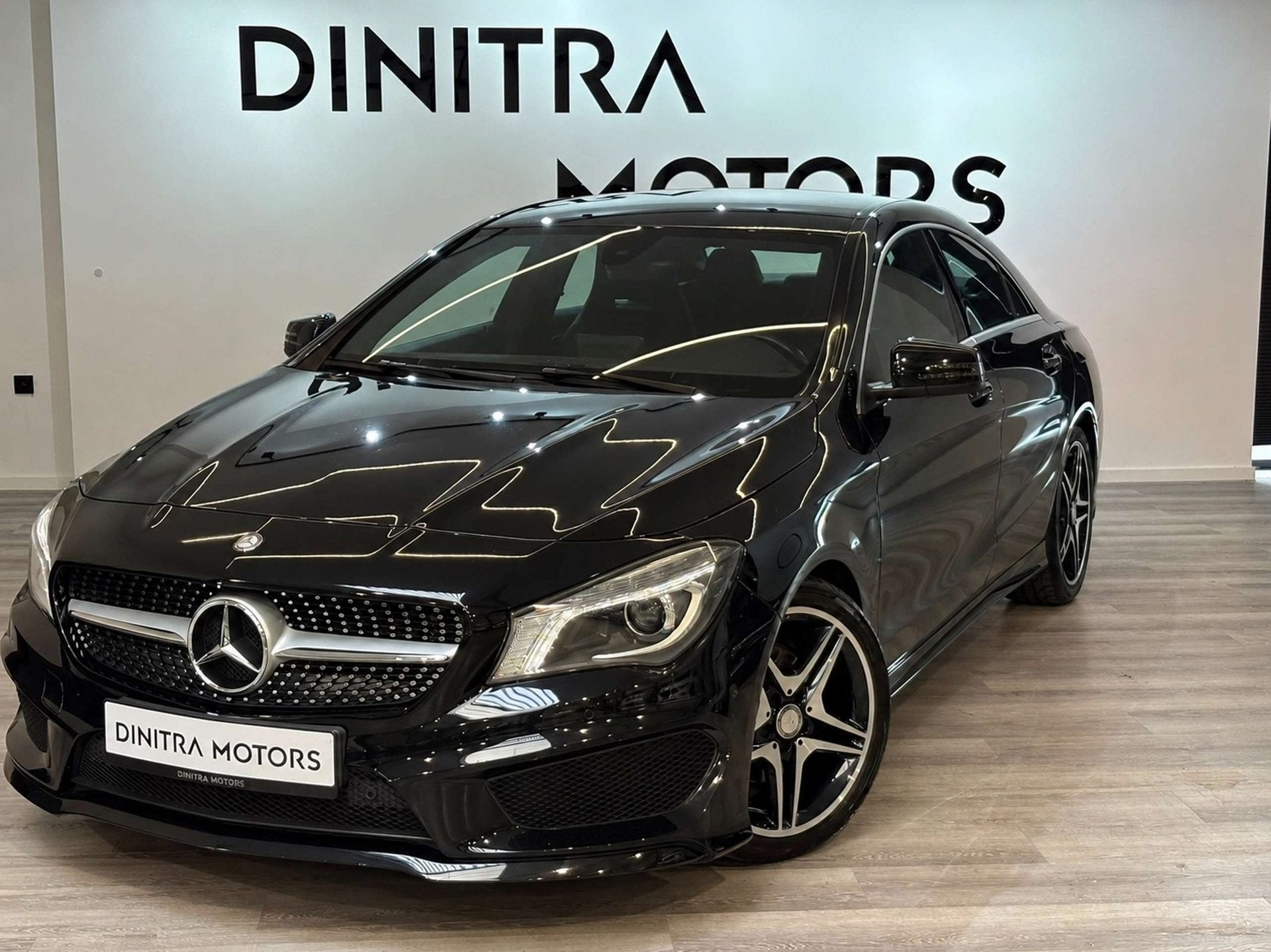 Mercedes-Benz CLA 200 AMG - Navi/Cruise/LED/Camera, CLA, Achat, Entretenue par le concessionnaire, Noir