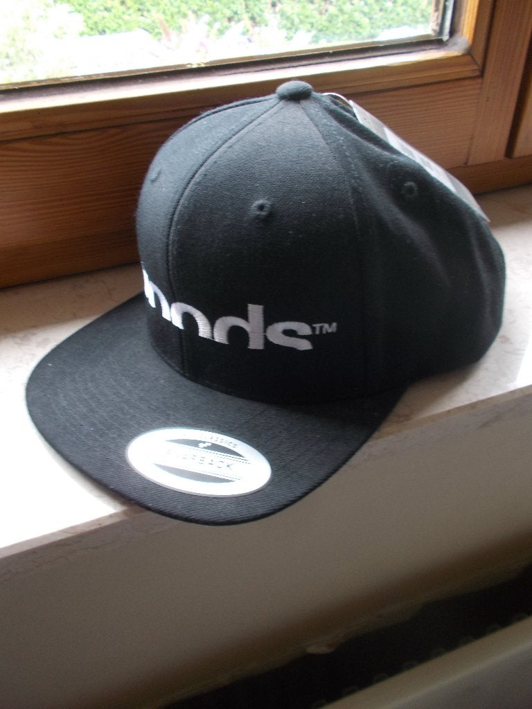 Yupoong Plain Black Classic Snapback Cap nieuw, Enlèvement ou Envoi, Neuf, Yupoong, Casquette