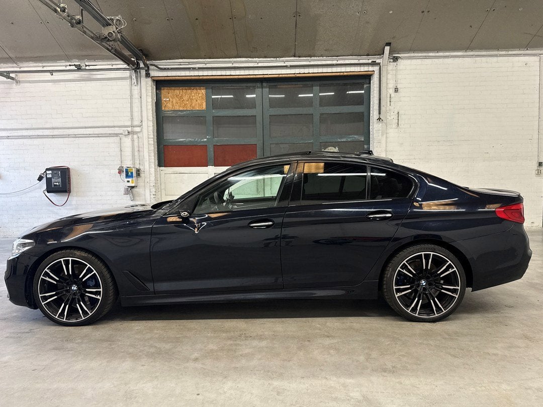 BMW 5-serie 540i xDrive High Executive M pakket | Head up |, Auto's, BMW, Automaat, 4 deurs, Gebruikt, Euro 6