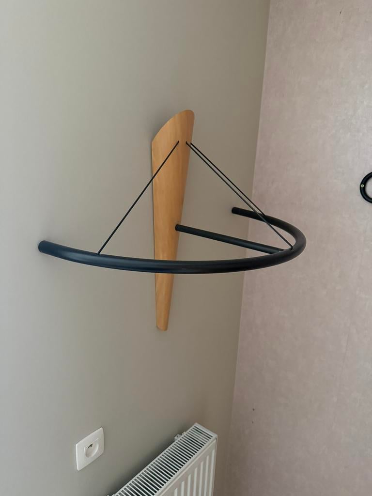 Designer kledinghanger, Huis en Inrichting, Ophalen, Zo goed als nieuw