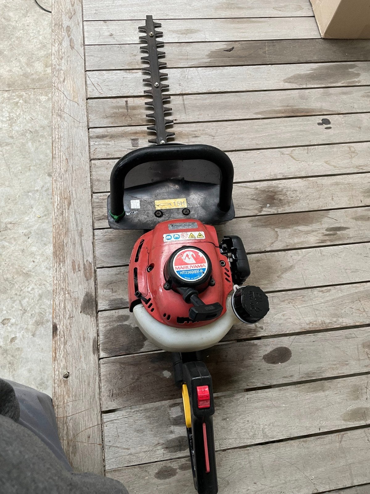 Taille-haie Maruyama HT236DSV-R, Jardin & Terrasse, Enlèvement