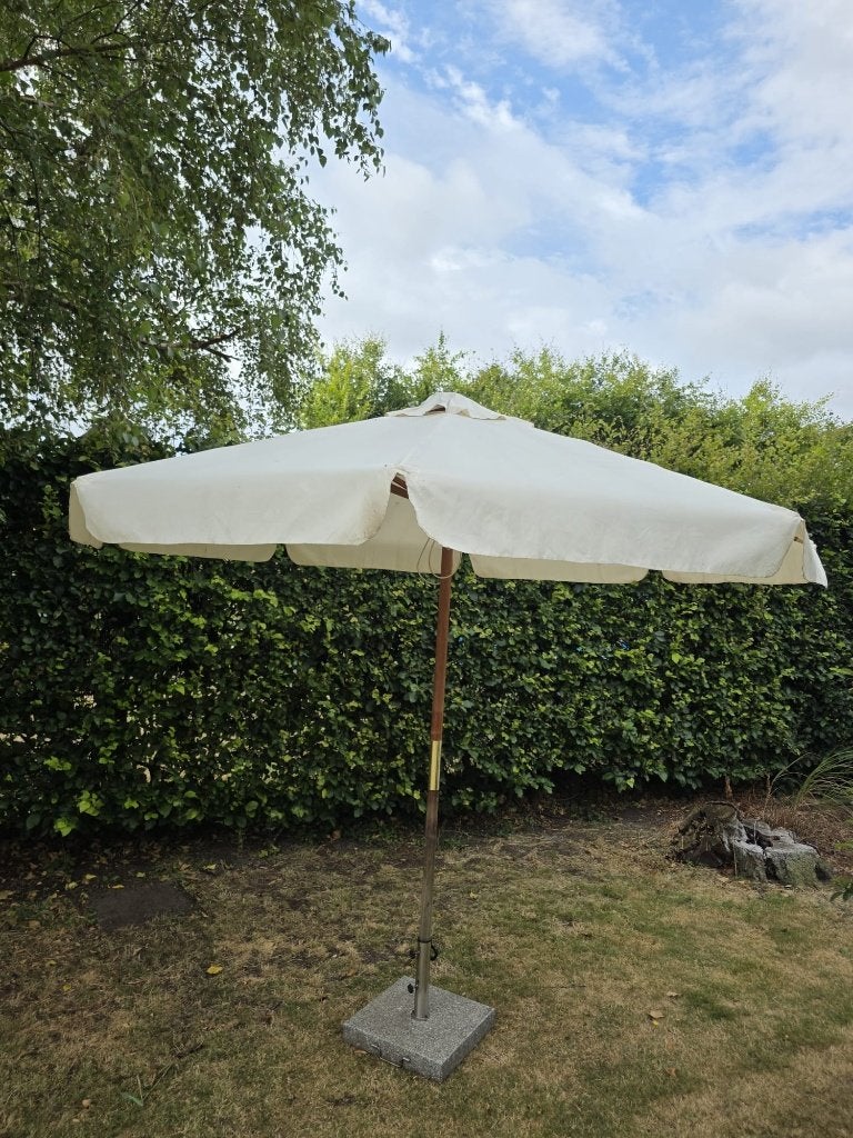 Parasol met voet, Ophalen, Gebruikt, Stokparasol