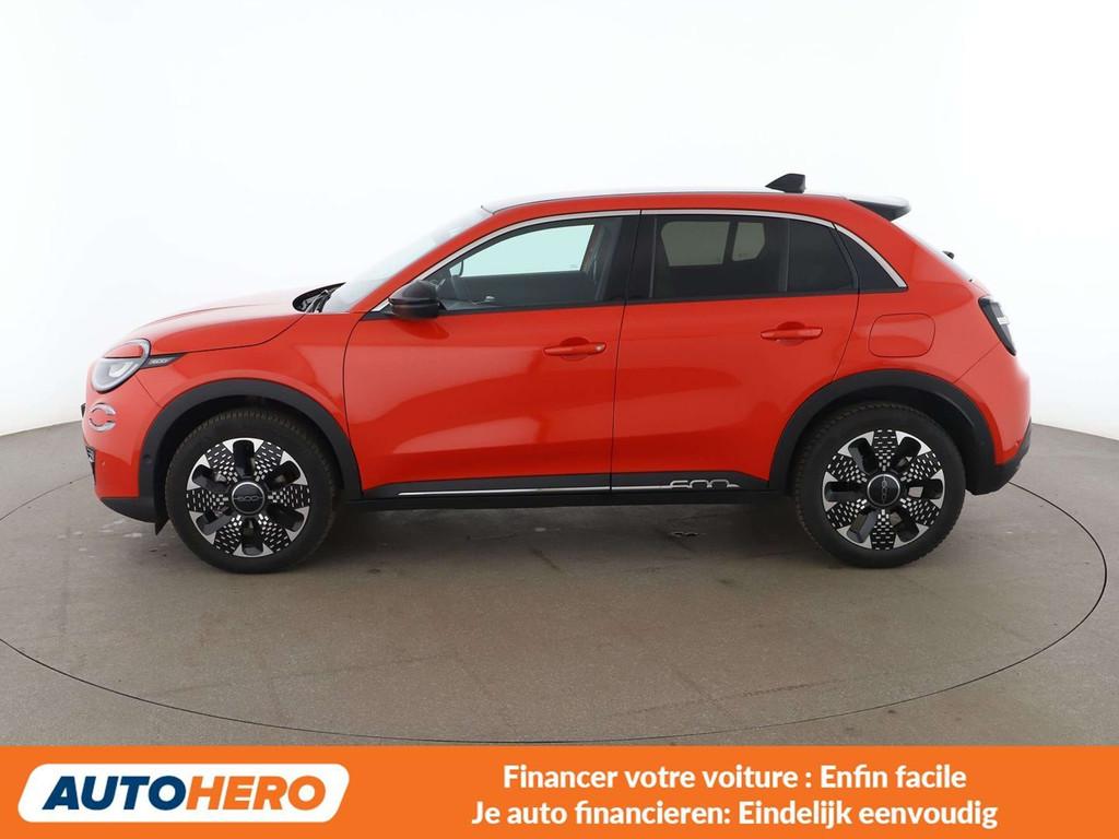 Fiat 600 1.2 Mild-Hybrid La Prima (bj 2025, automaat), Auto's, Leder, 5 deurs, SUV of Terreinwagen, 100 kW