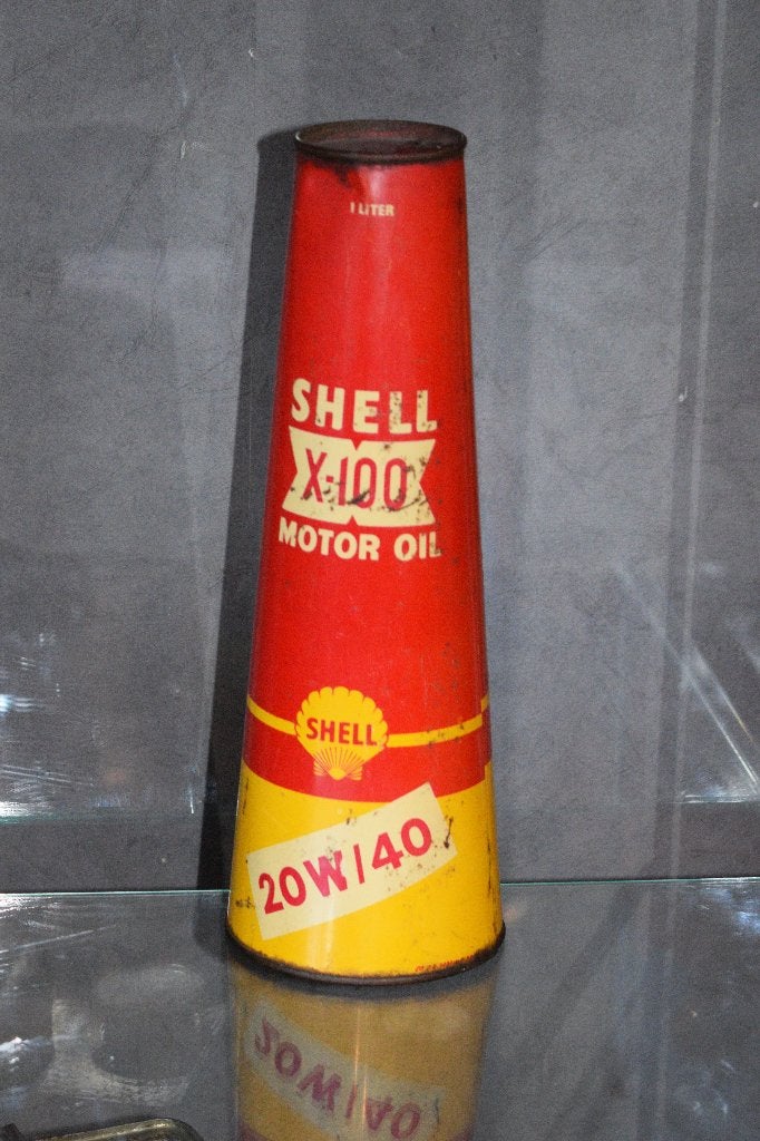 zeldzame shell conische olie blik van 1 liter 1950, Verzamelen, Ophalen of Verzenden, Gebruikt, Reclamebord