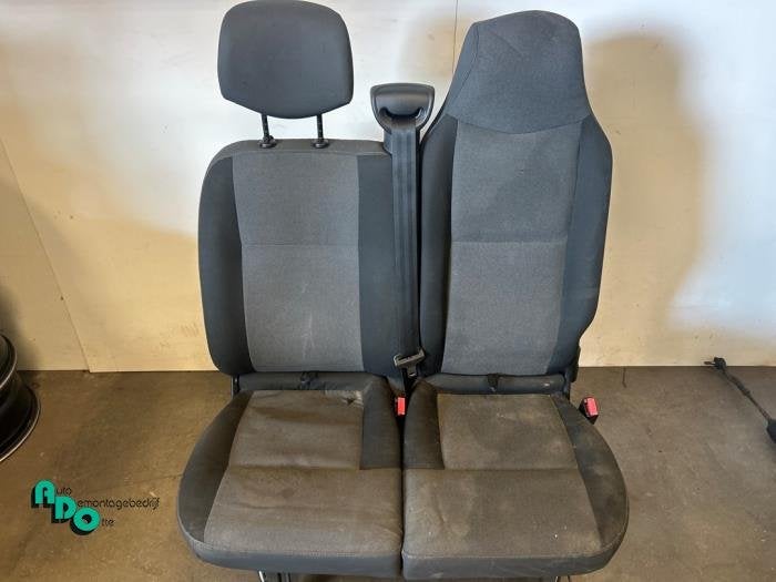 Bank rechts-voor van een Renault Master (Master 3 10-), Gebruikt, -, Renault, -