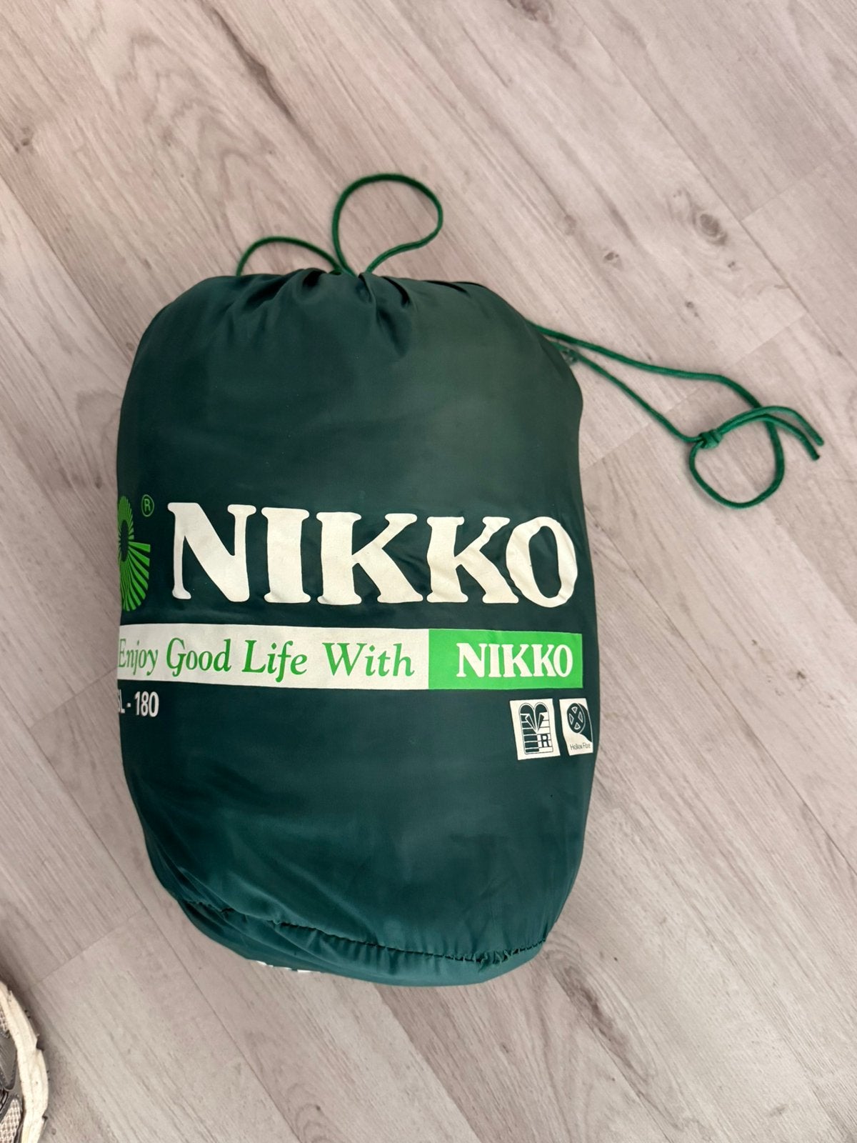 ️ Nikko SL180 Slaapzak – Perfect voor Camping, Festivals, Caravans en Kamperen, Slaapzakken, Ophalen of Verzenden, Zo goed als nieuw