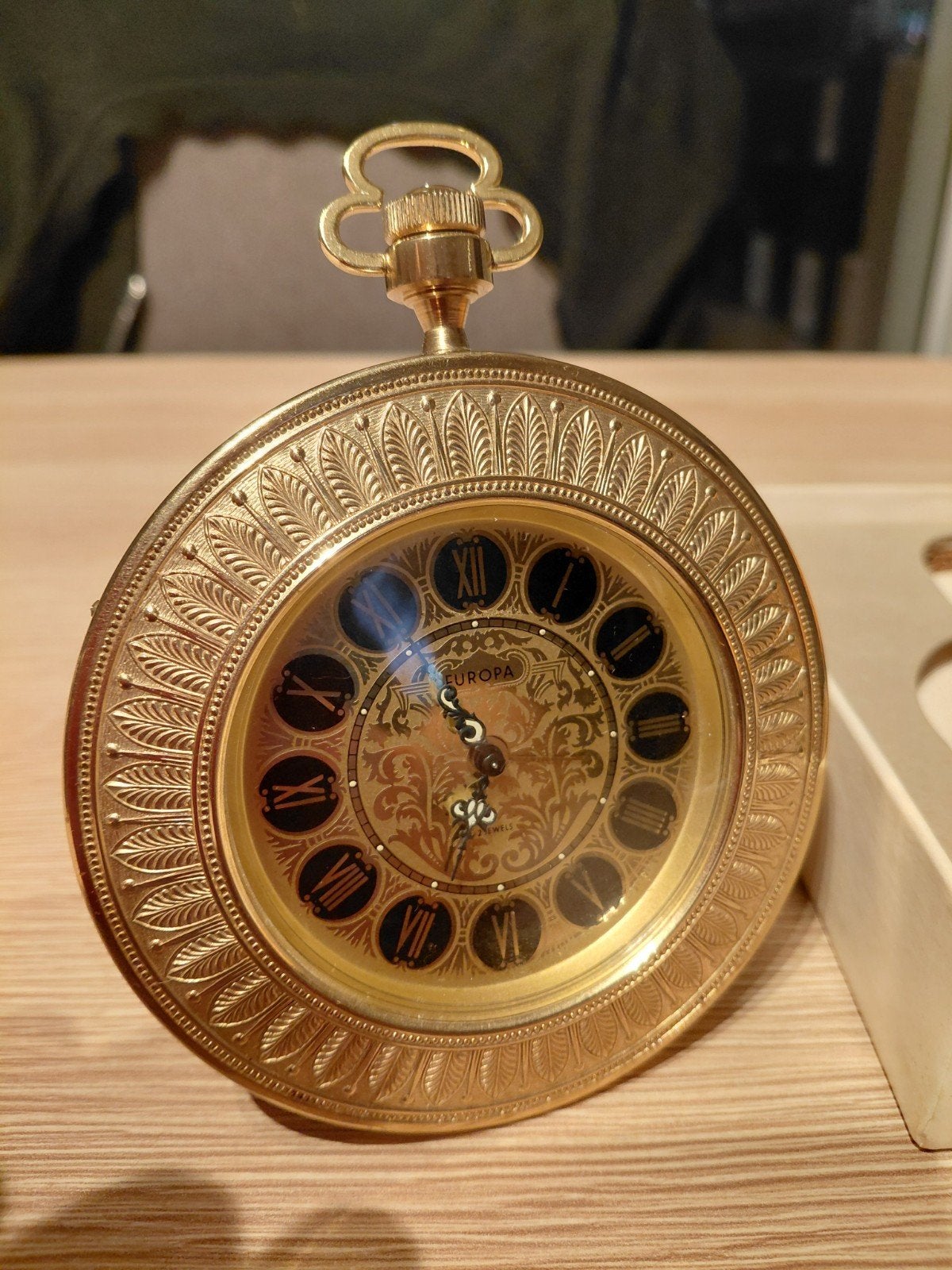 Europa 2 Jewels Reiswekker in Zakhorloge Stijl – Full set, Ophalen of Verzenden