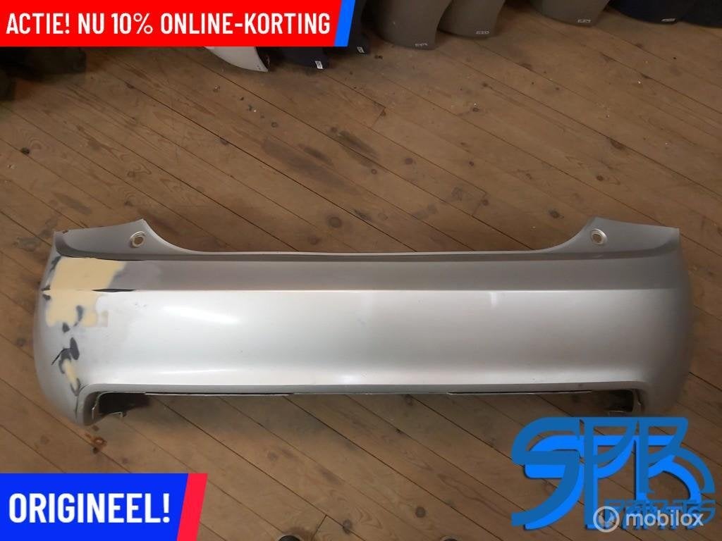 A1 8X Achterbumper BUMPER IN PLAMUUR OPHANING STUK 2010-2015, Audi, Arrière, Audi, Utilisé