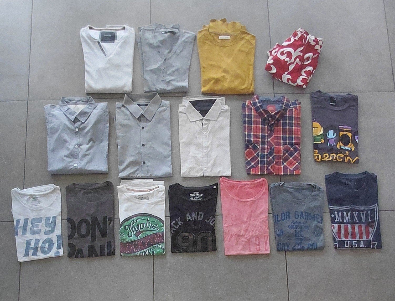 lot de vêtements homme pull chemises et tee-shirts taille L, Enlèvement